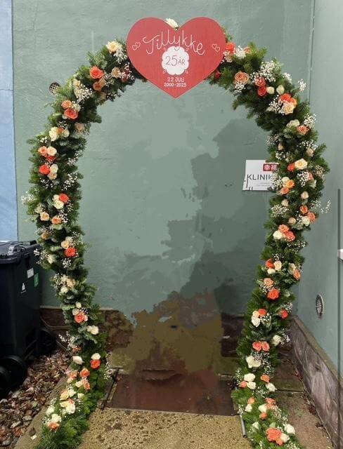 Udlejning af hesteskoformet stativ til æresport